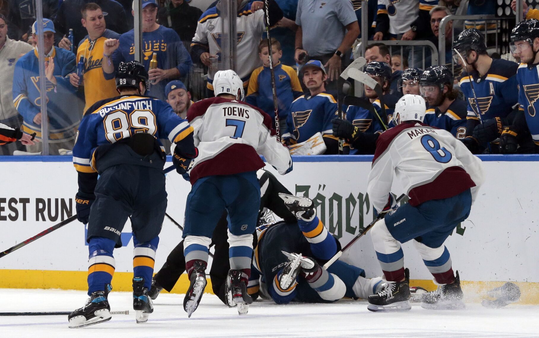 Blues host Avalanche in Game 4